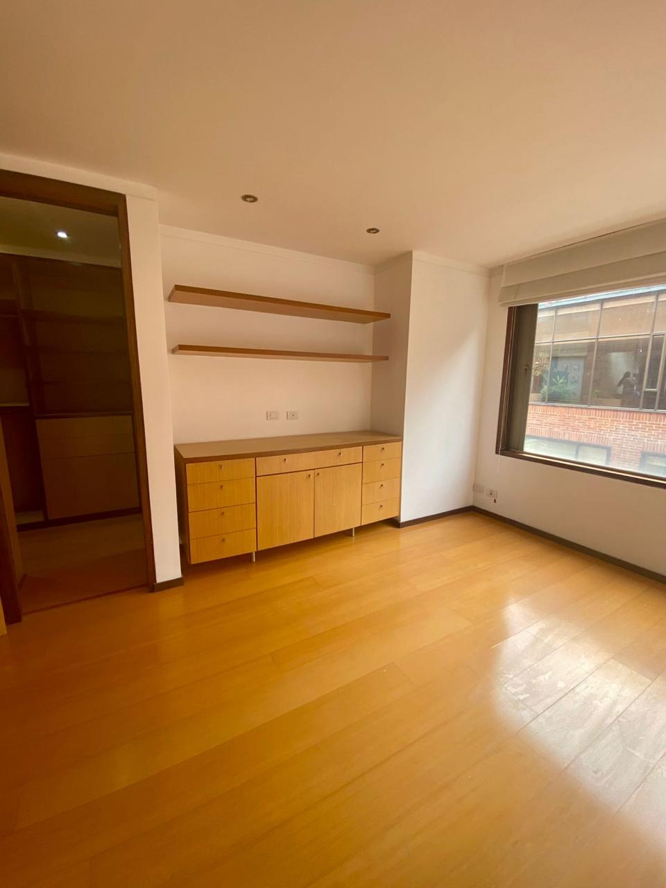 Hermoso Apartamento Duplex En El Chico