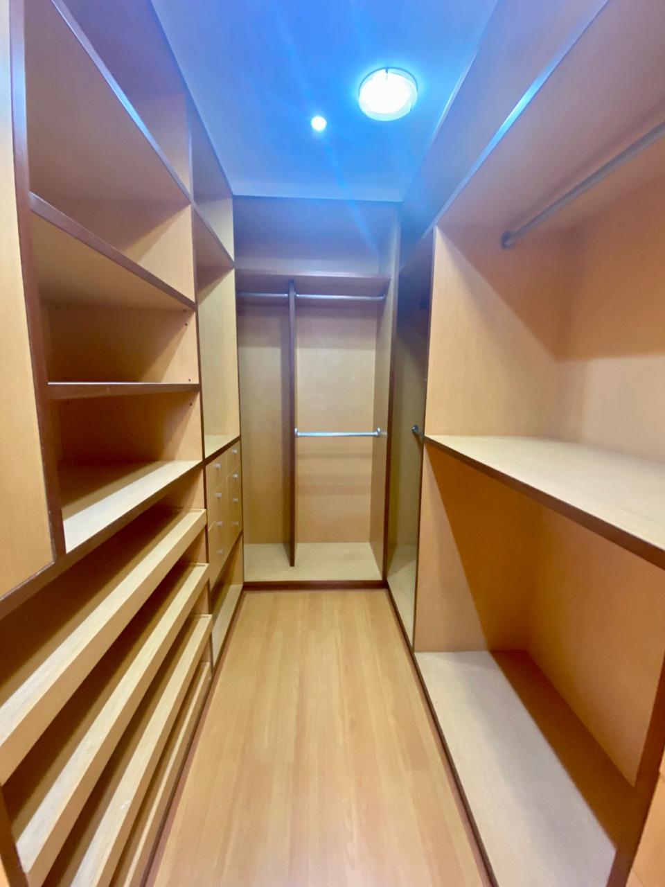 Hermoso Apartamento Duplex En El Chico