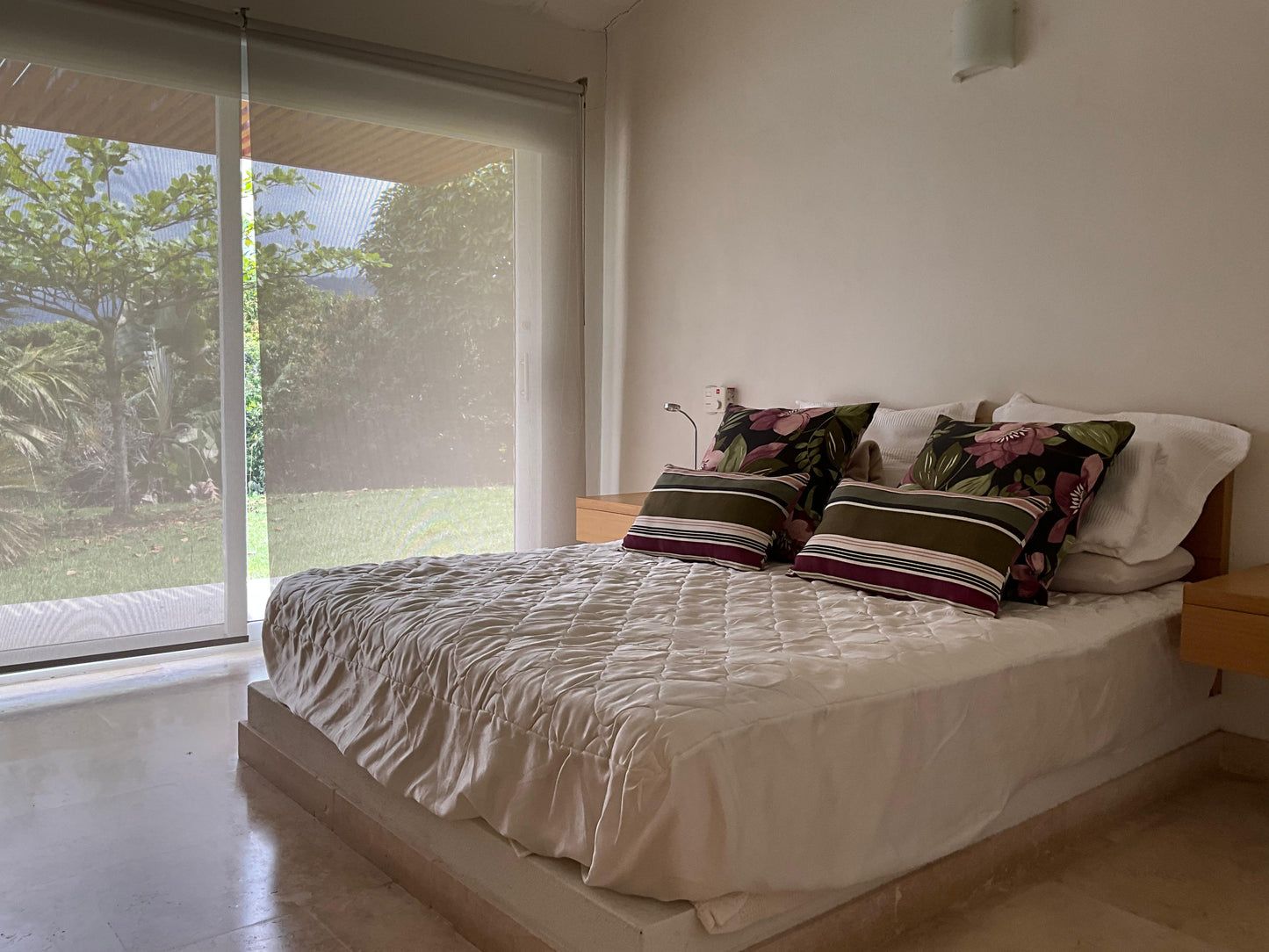 VENDO CASA CAMPESTRE EN LA MESA  3.900m2