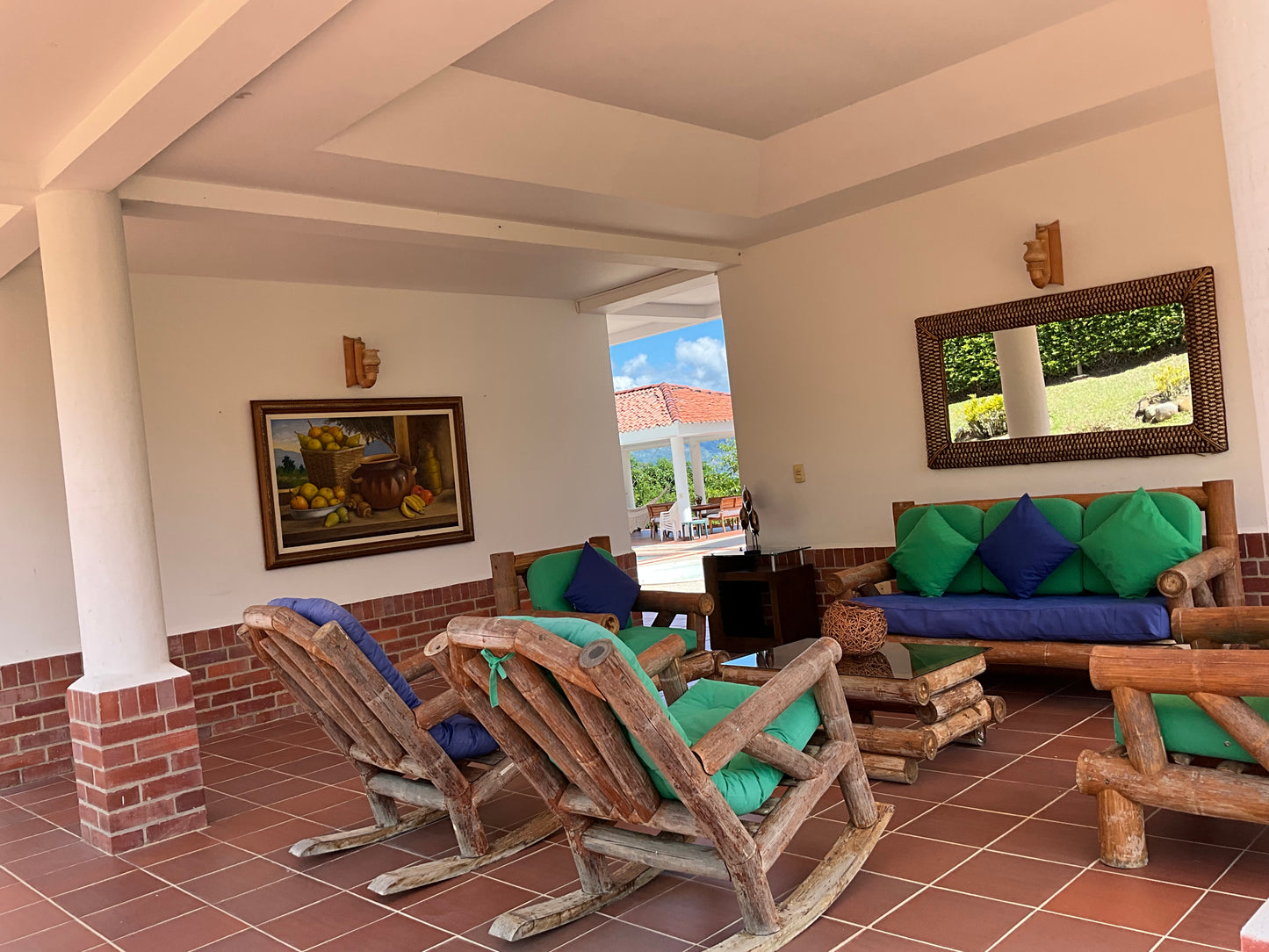 HERMOSA CASA CAMPESTRE EN LA MESA