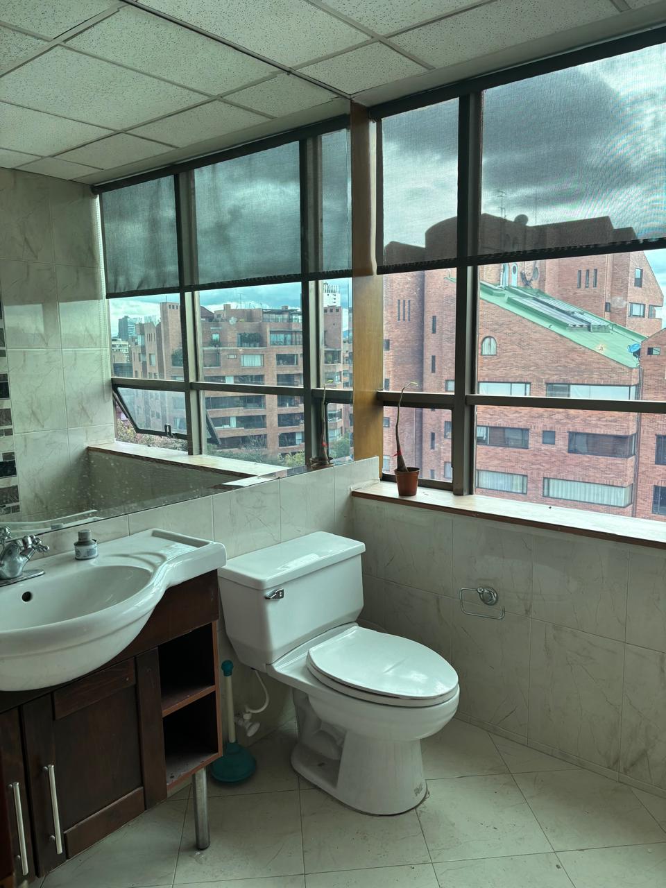Hermosa Oficina En Arriendo