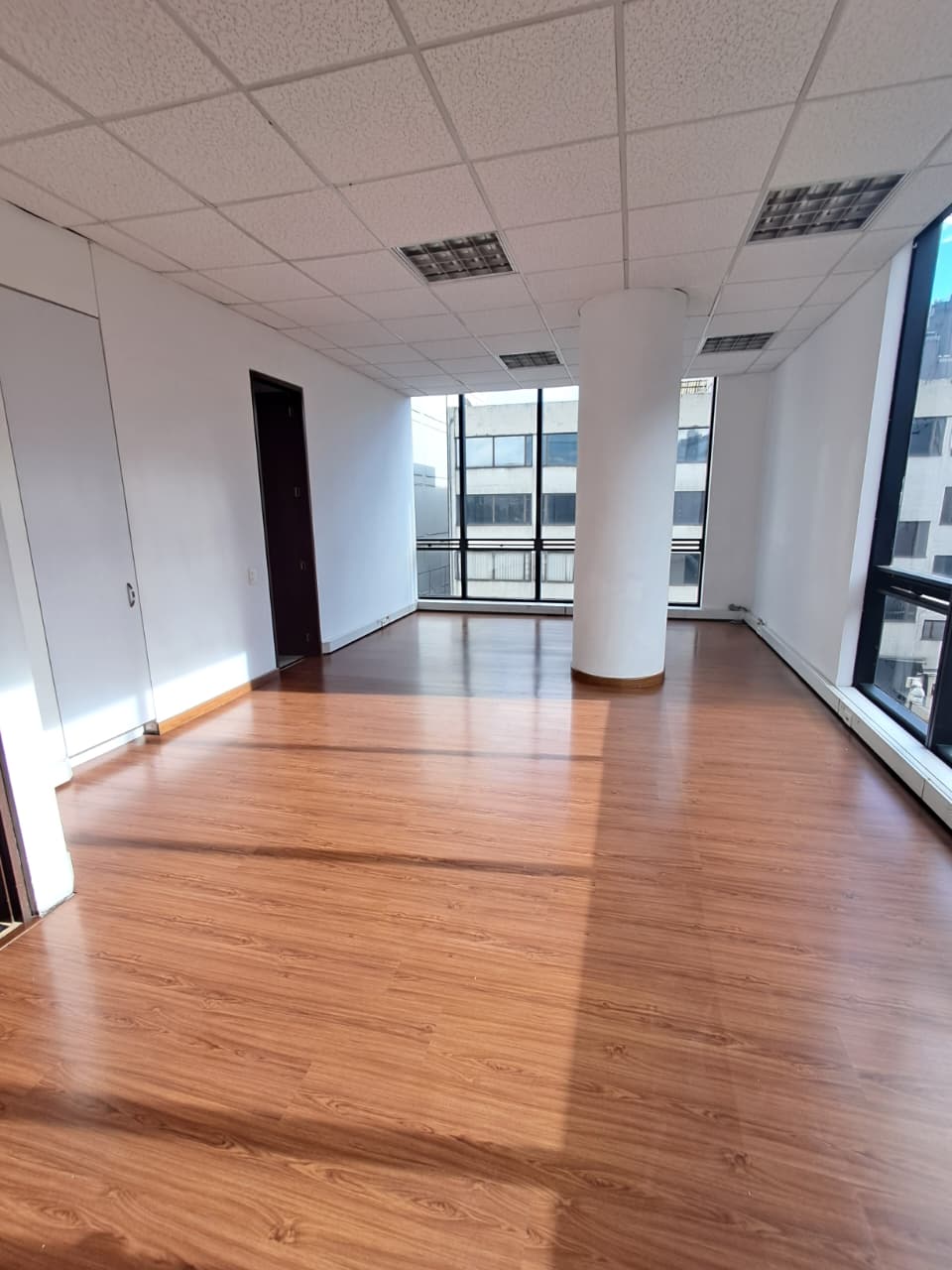 Amplia y Acogedora Oficina En Arriendo En El Chico