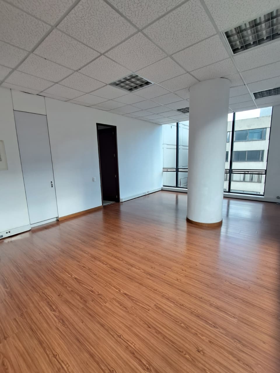 Amplia y Acogedora Oficina En Arriendo En El Chico