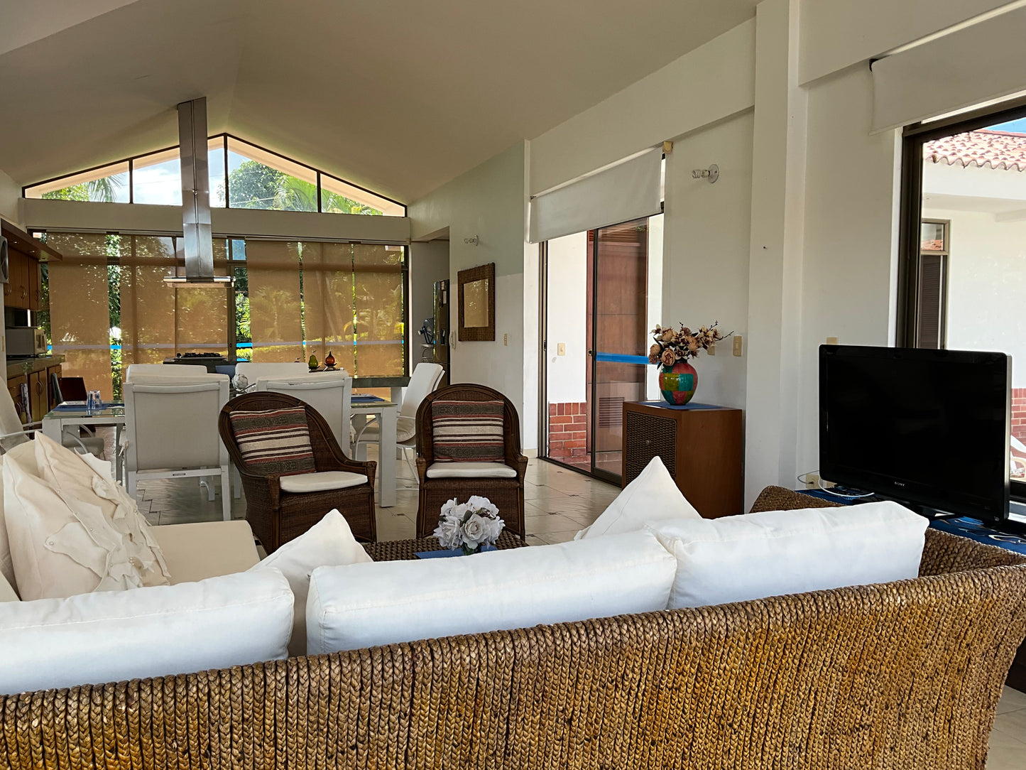 HERMOSA CASA CAMPESTRE EN LA MESA