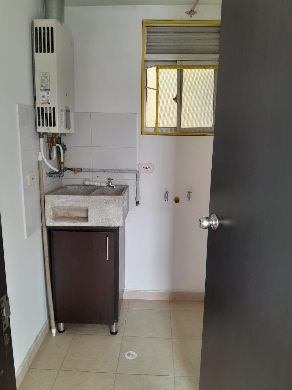 233-887 Maravilloso apartamento en venta en Acuario