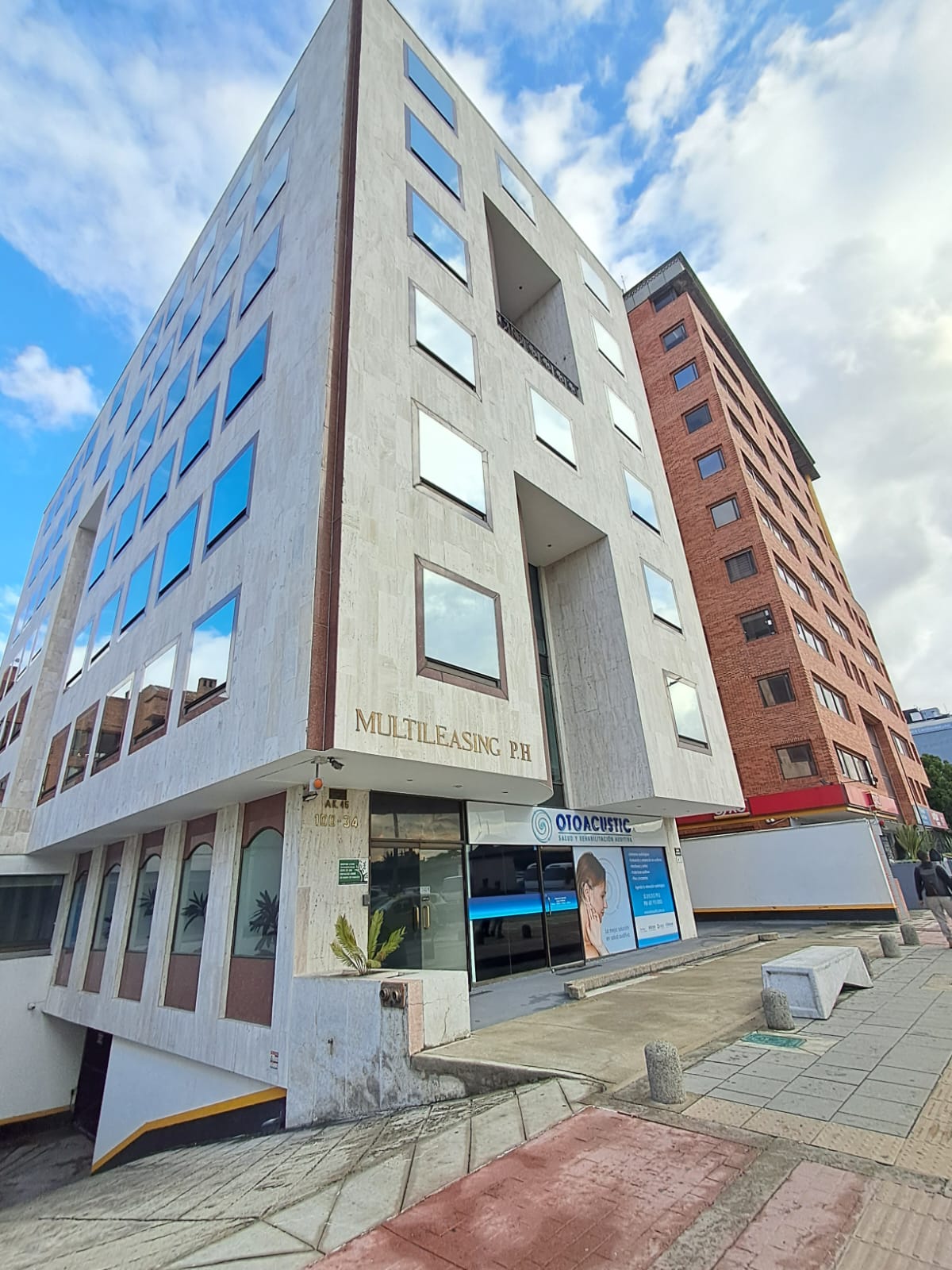 Hermosa Oficina En Arriendo En Usaquén