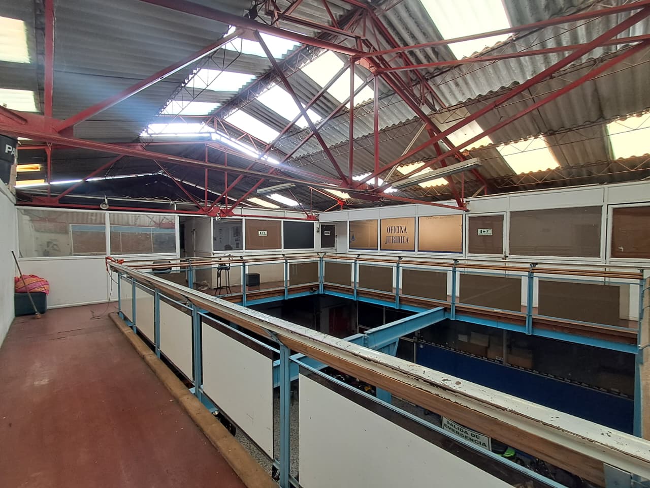 Hermosa Bodega En Arriendo En El Ricaurte