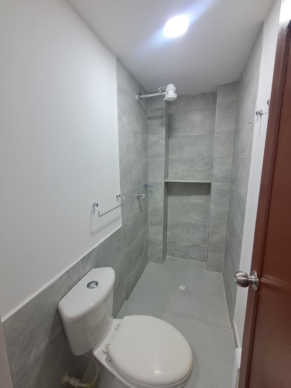 Oportunidad de Inversión Estratégica en Chapinero Casa Rentable de 3 Pisos