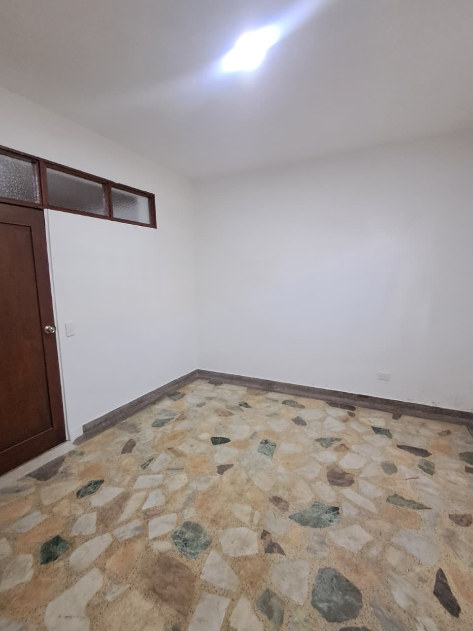 Oportunidad de Inversión Estratégica en Chapinero Casa Rentable de 3 Pisos