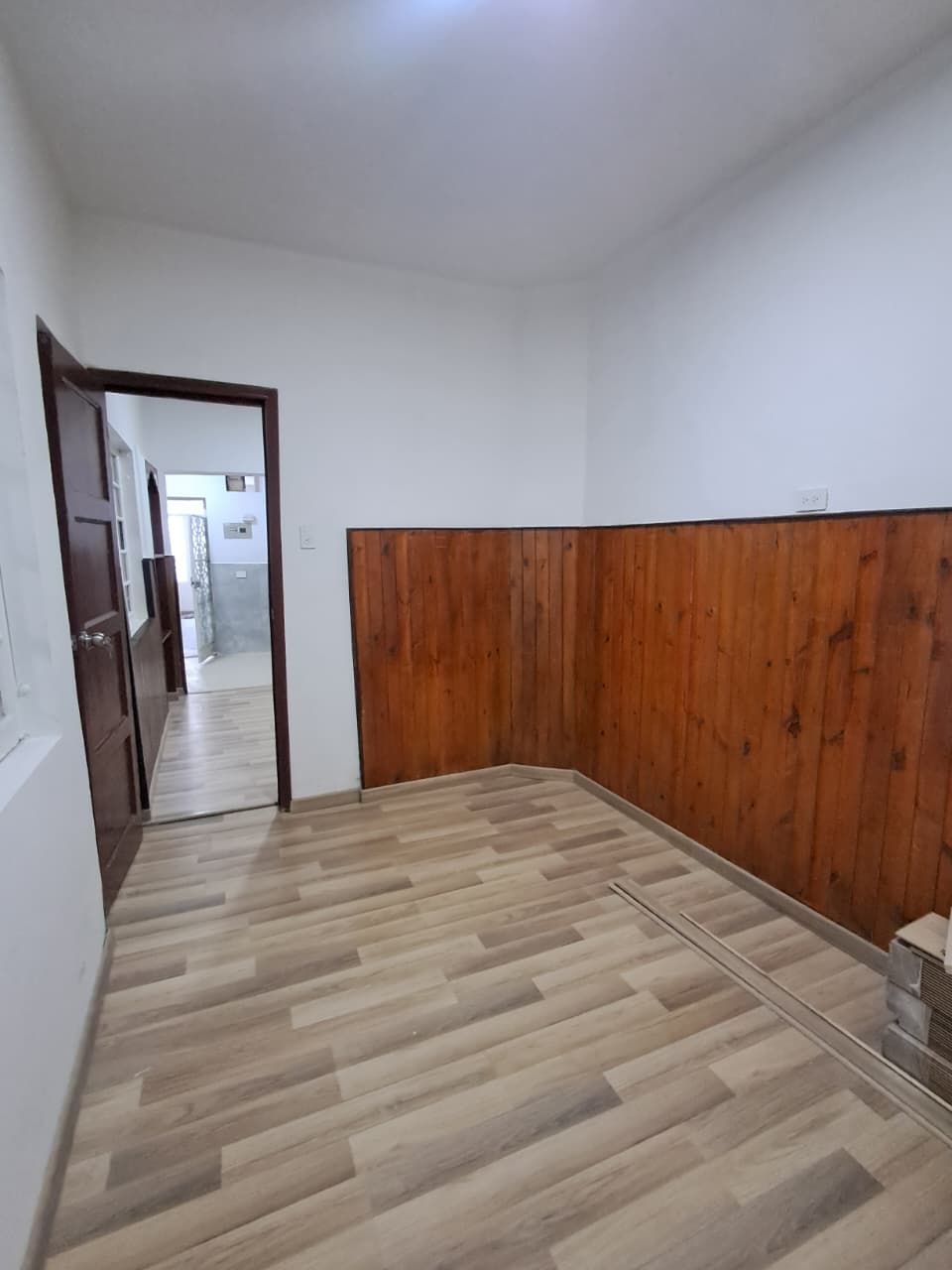 Oportunidad de Inversión Estratégica en Chapinero Casa Rentable de 3 Pisos