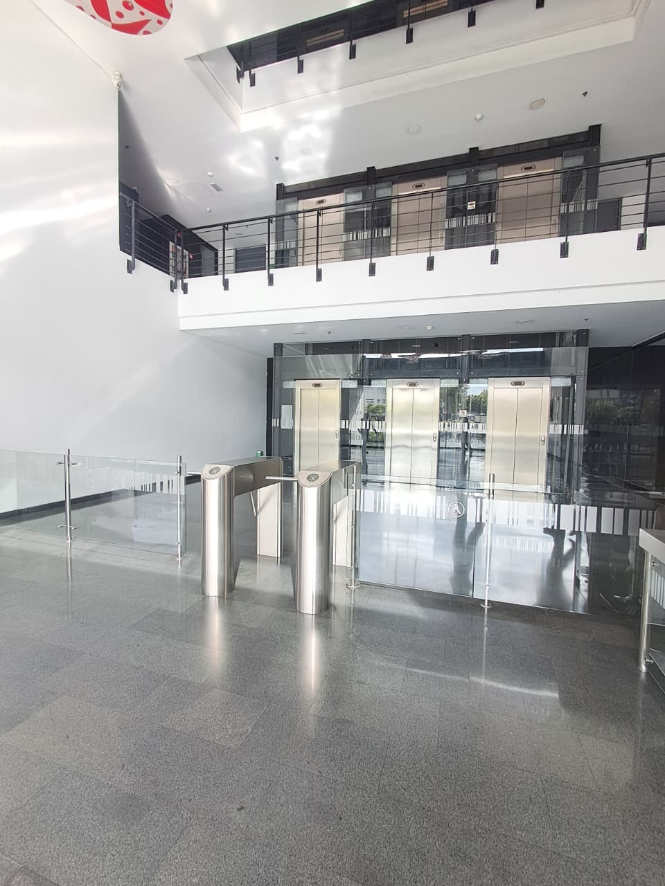 Acogedora Oficina En Arriendo En Santa Bibiana