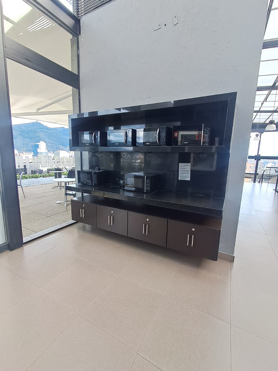 Acogedora Oficina En Arriendo En Santa Bibiana