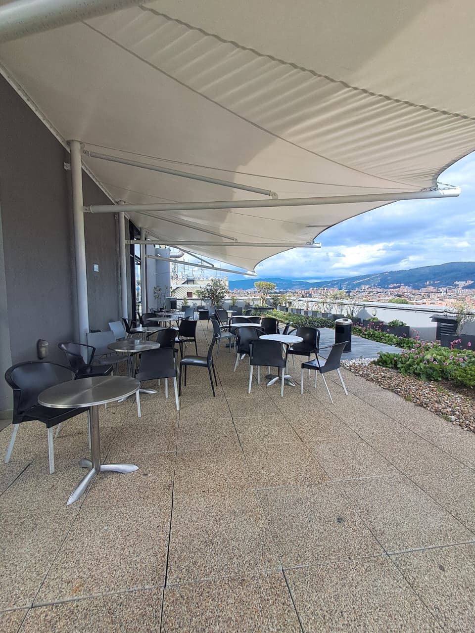 Acogedora Oficina En Arriendo En Santa Bibiana