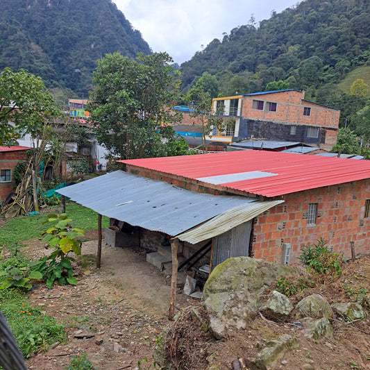 LINDA CASA LOTE EN VENTA FUSAGASUGA
