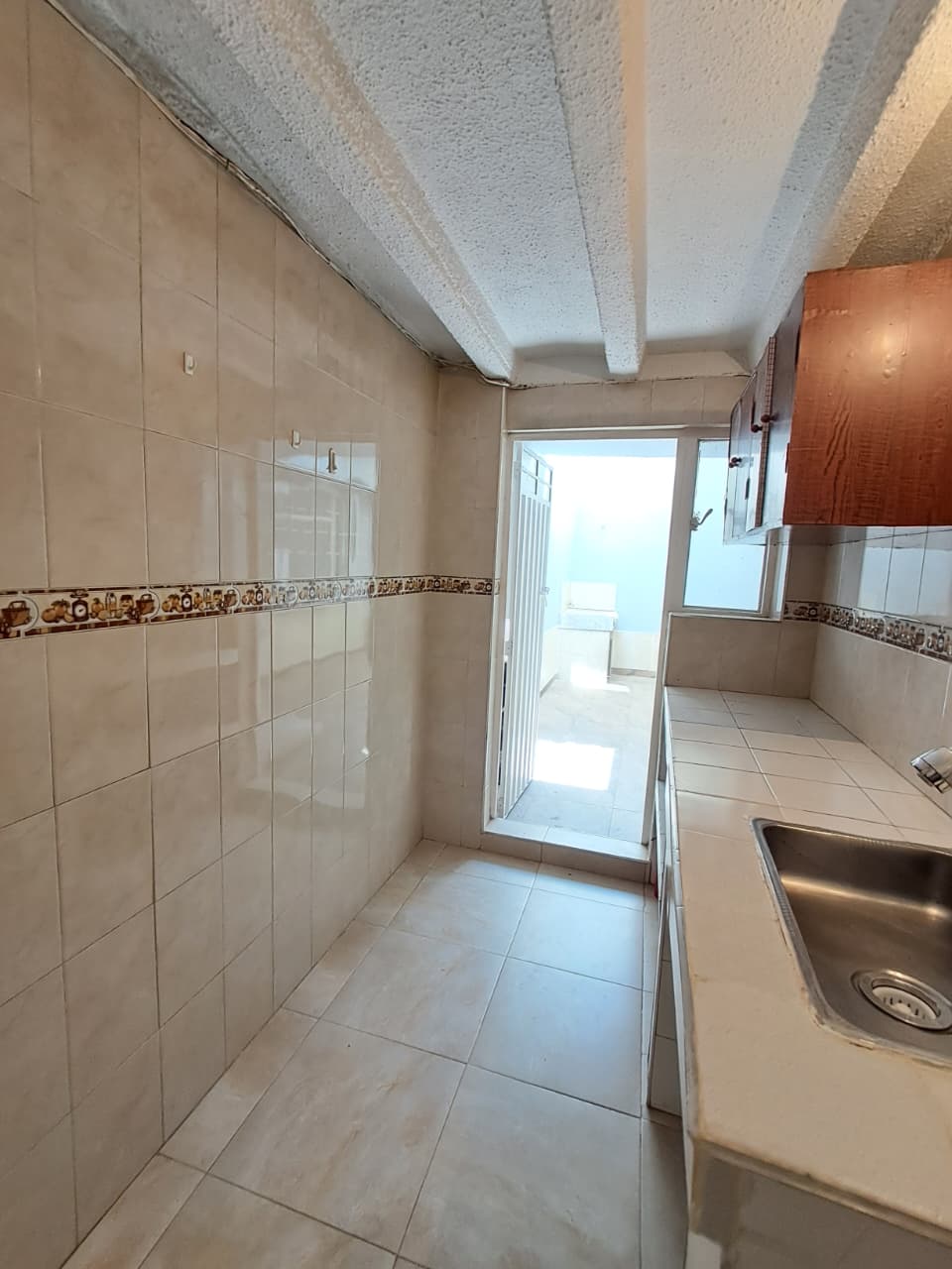 PRECIOSA CASA EN ENGATIVA