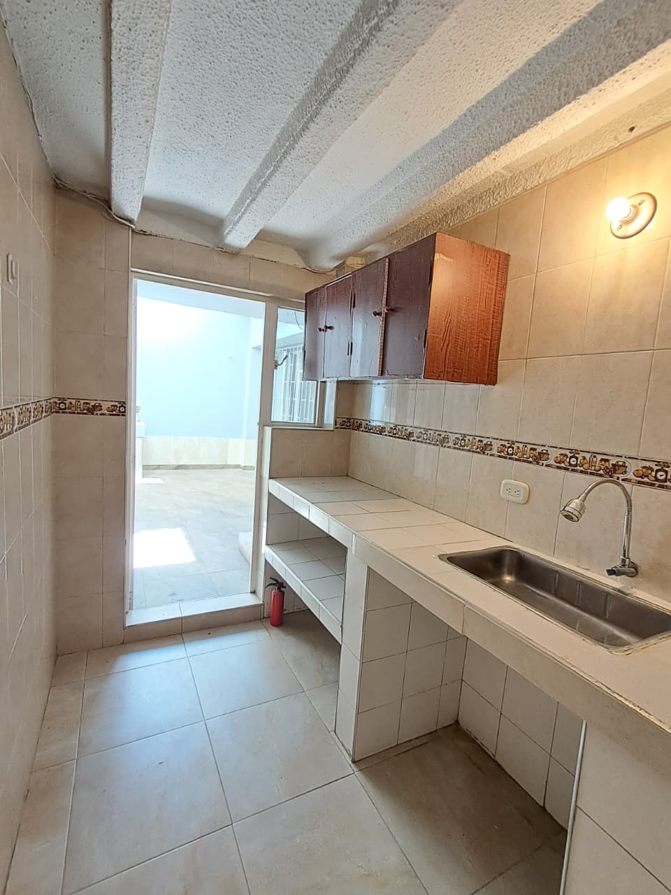 PRECIOSA CASA EN ENGATIVA