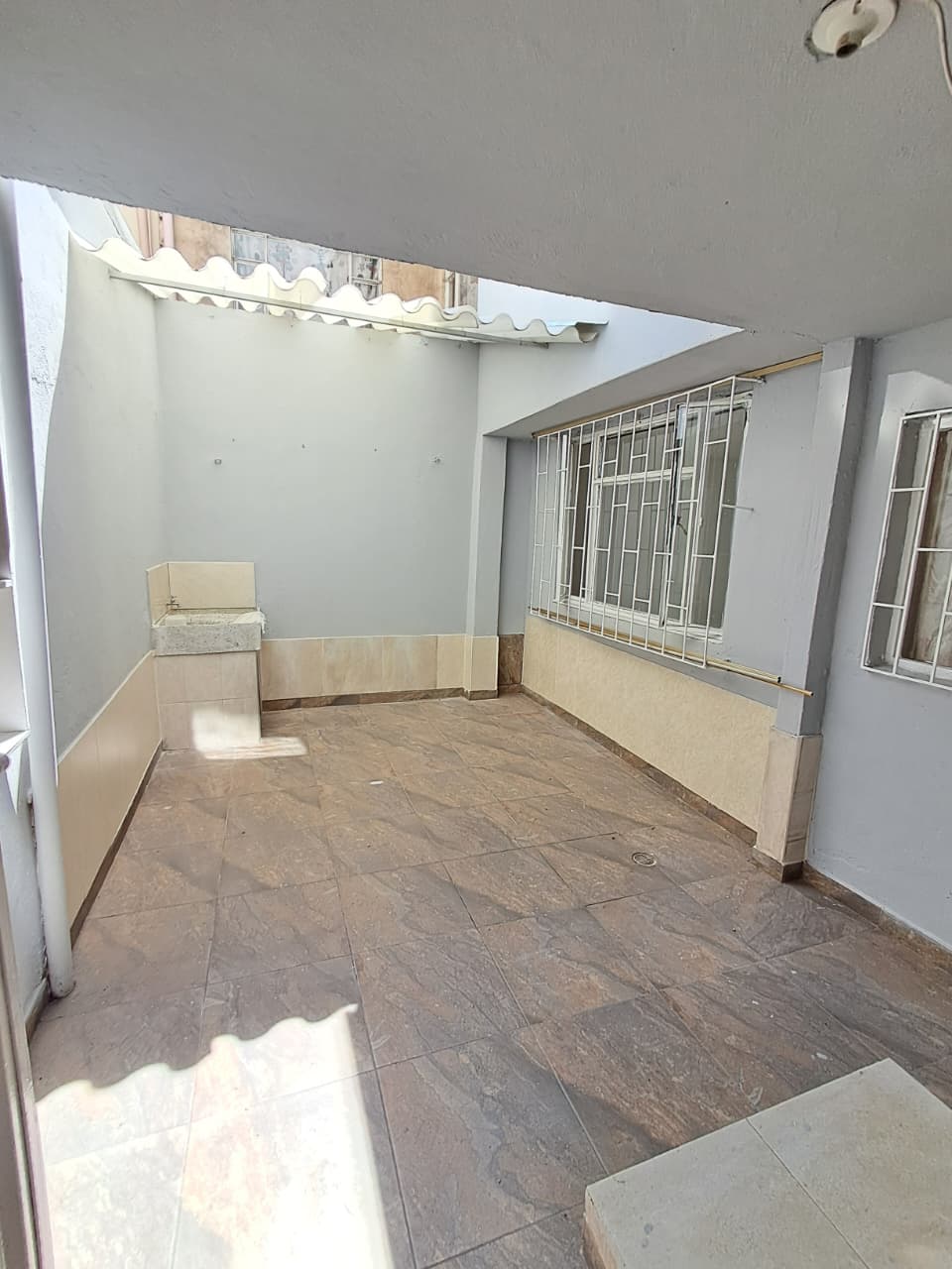 PRECIOSA CASA EN ENGATIVA