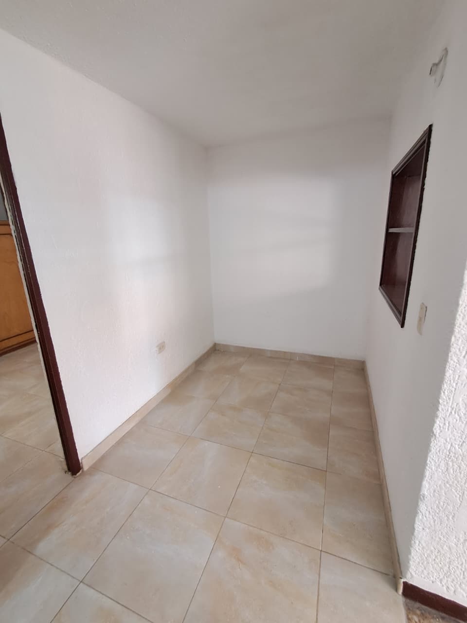 PRECIOSA CASA EN ENGATIVA