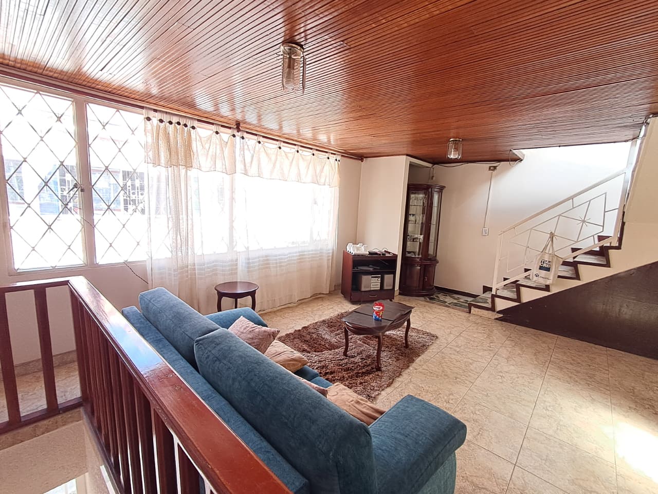 PRECIOSA CASA EN ENGATIVA