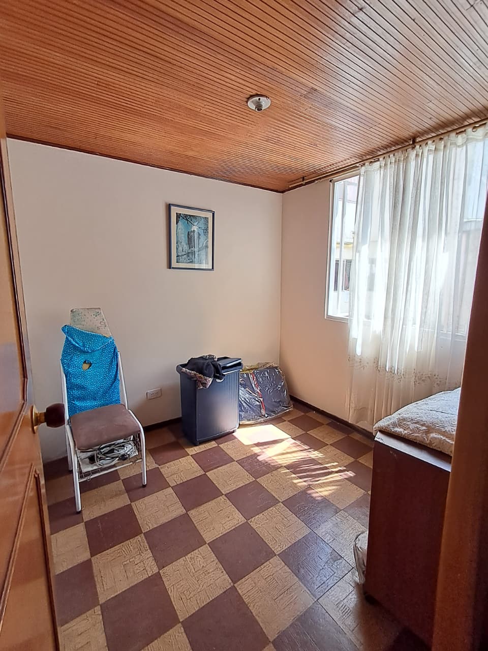 PRECIOSA CASA EN ENGATIVA