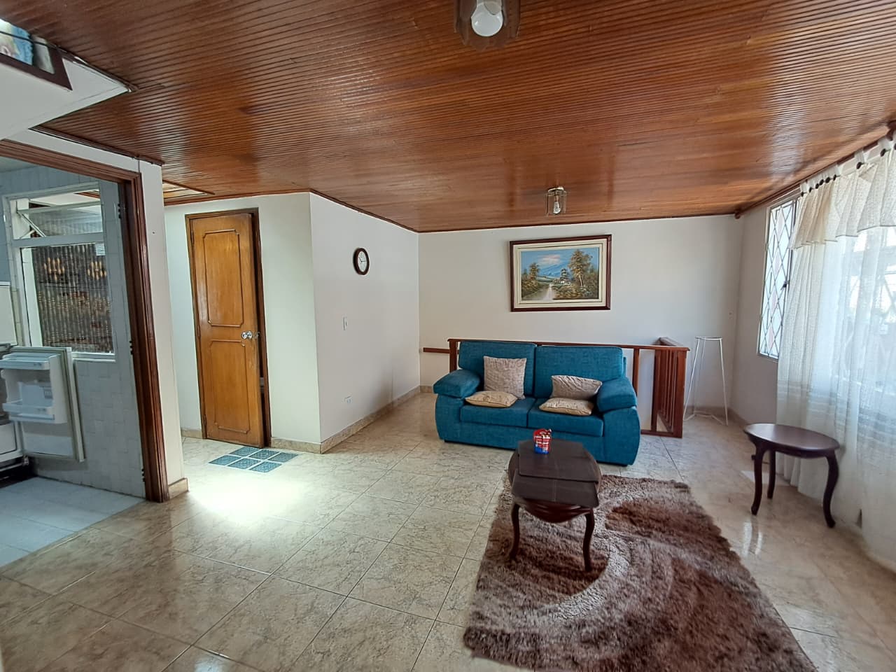 PRECIOSA CASA EN ENGATIVA