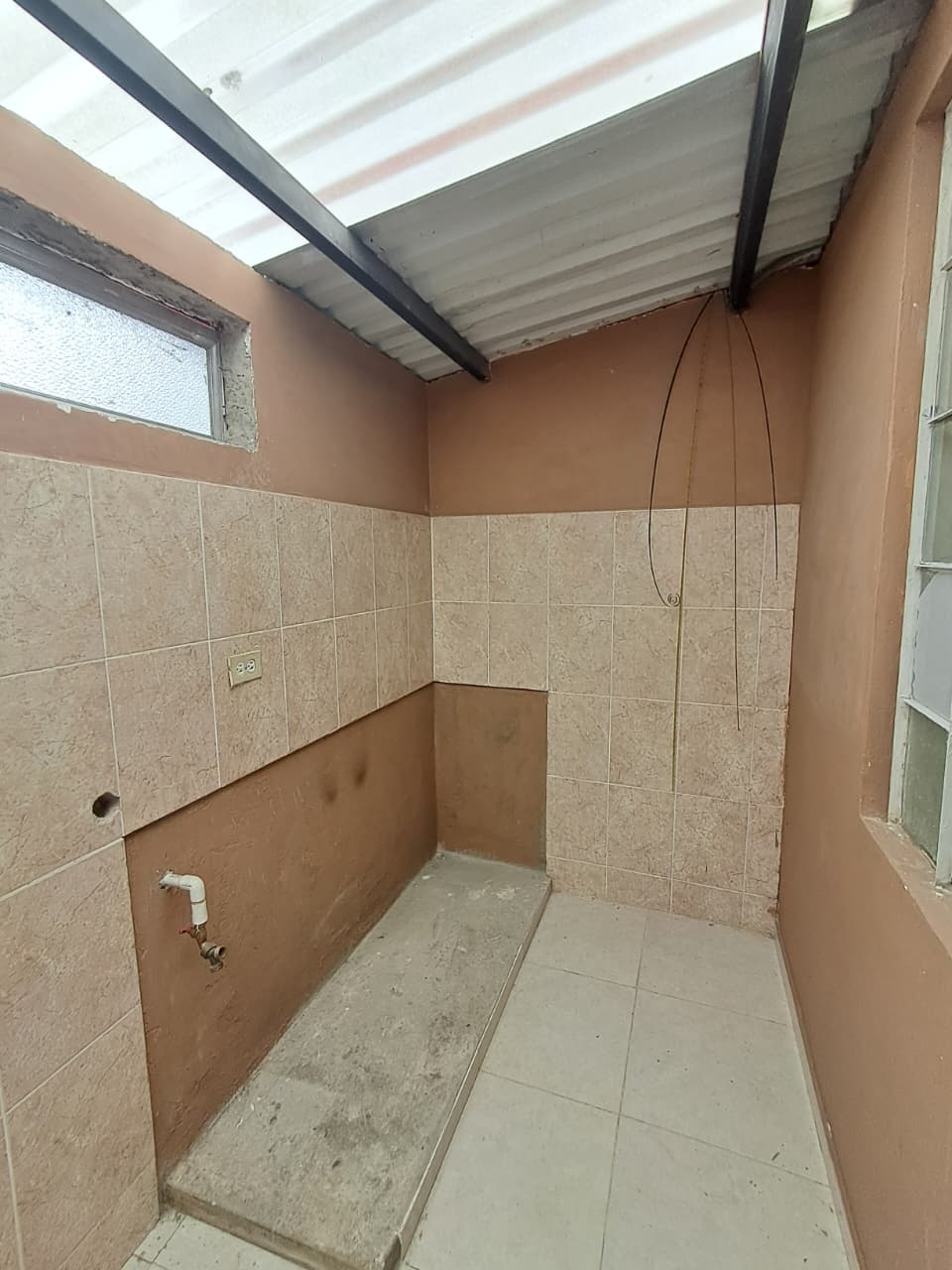 VENDO CASA EN LAS CRUCES