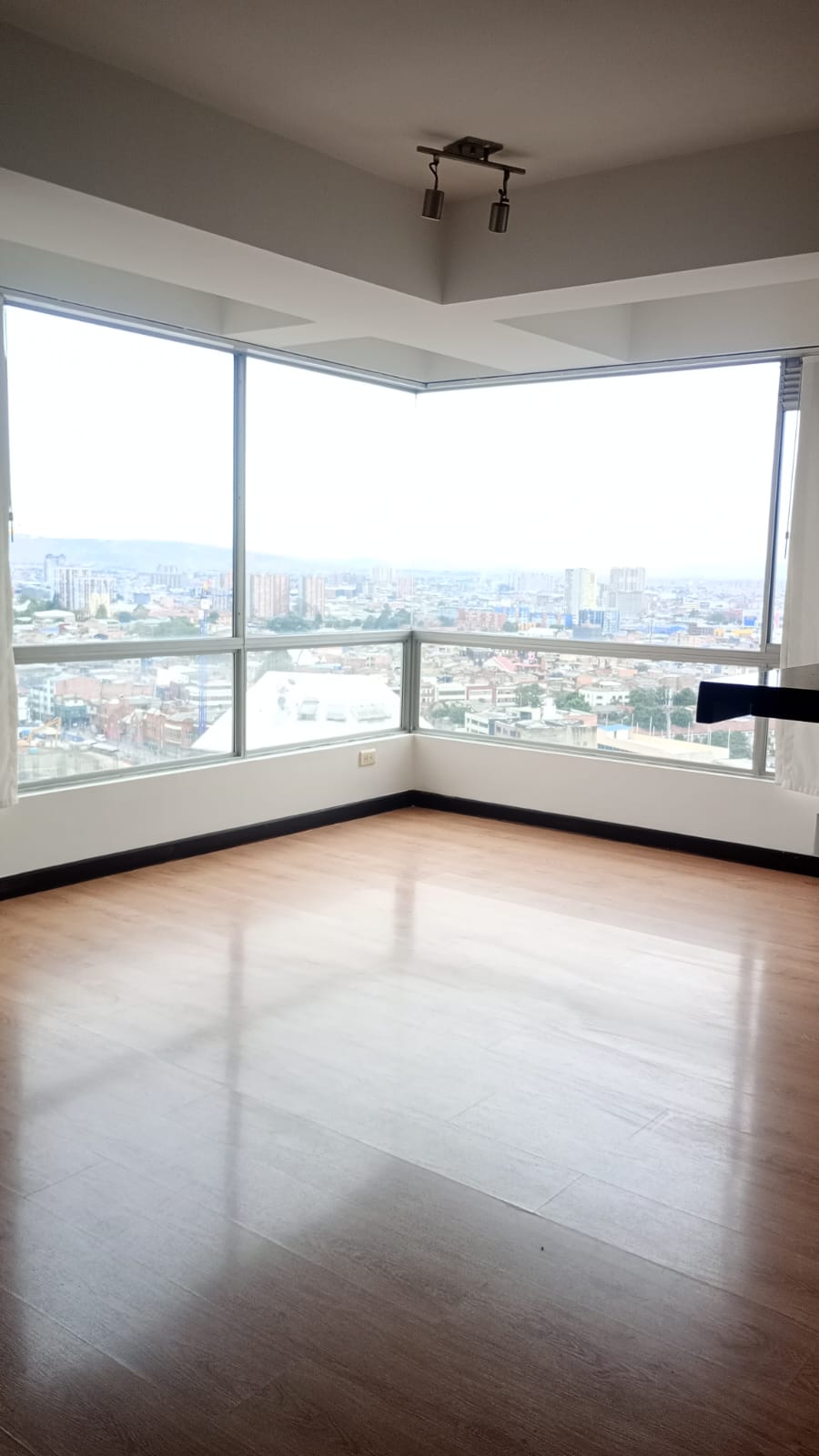 Hermoso Apartamento En Arriendo En El Centro Internacional
