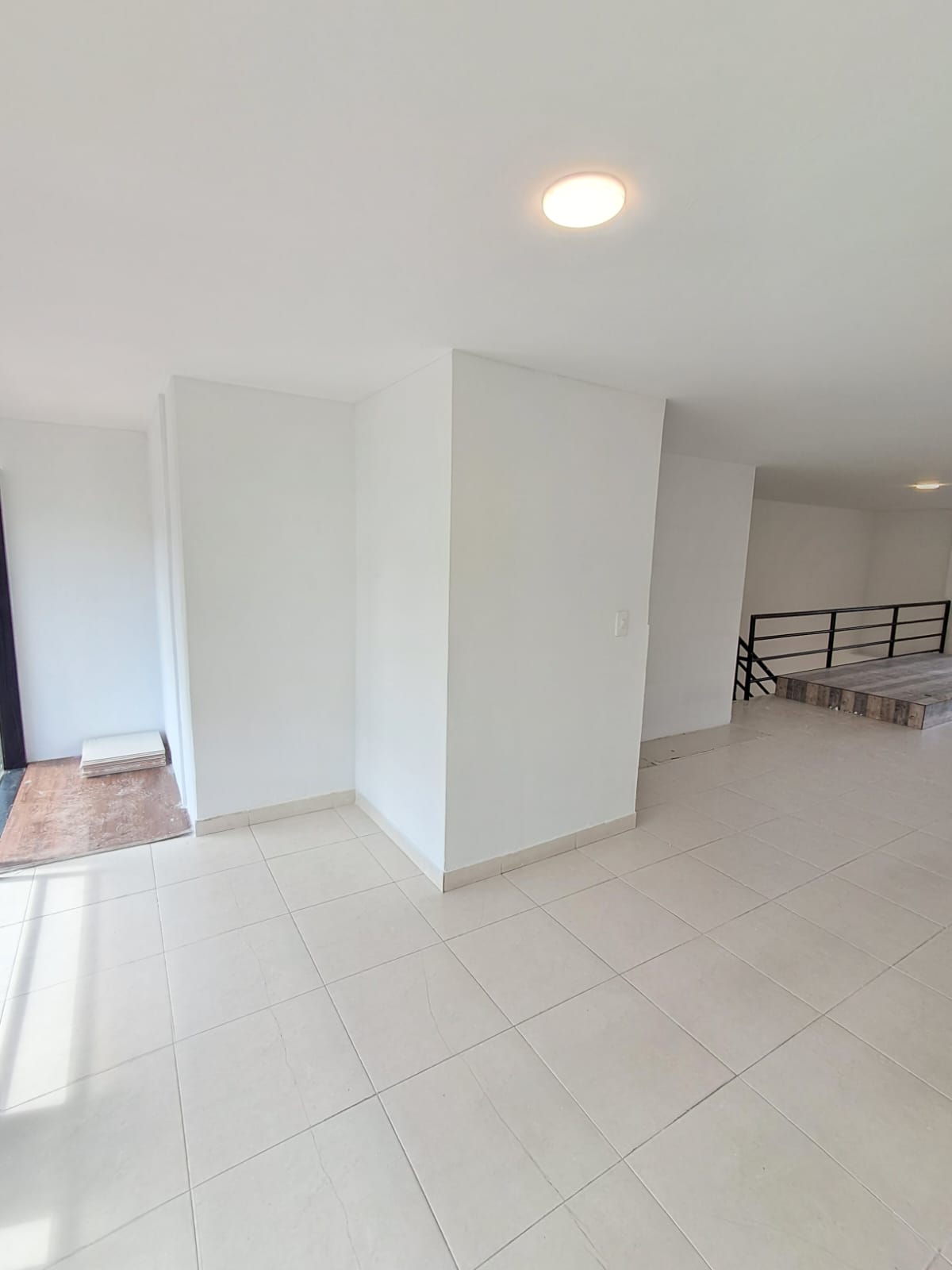 Hermoso Local En Venta En Colina