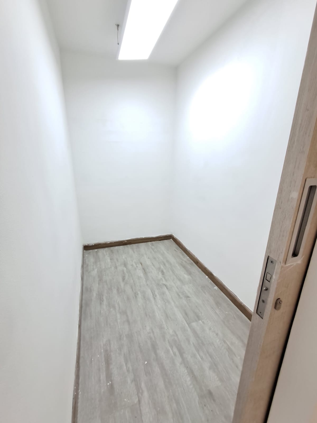 Hermoso Local En Arriendo En Colina