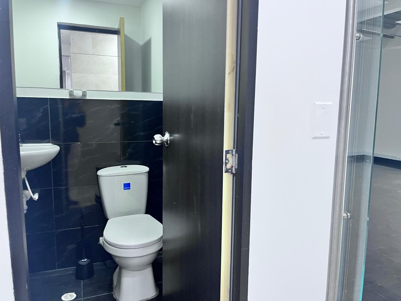 Hermosa Oficina En Arriendo