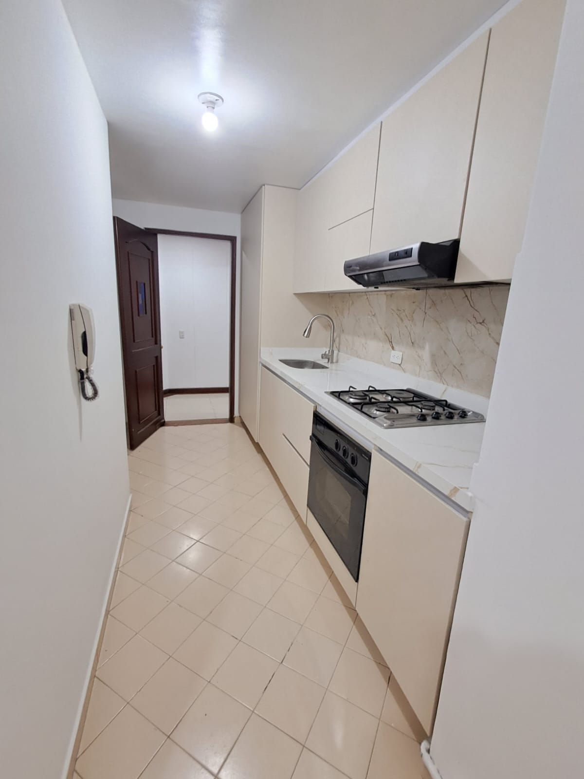 Lindo Apartamento En Arriendo En Pontevedra