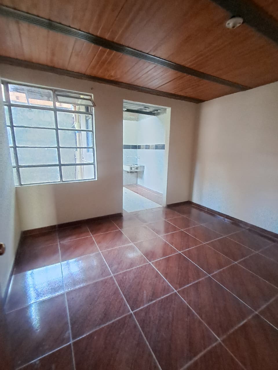 Amplia Casa En Arriendo En Las Cruces