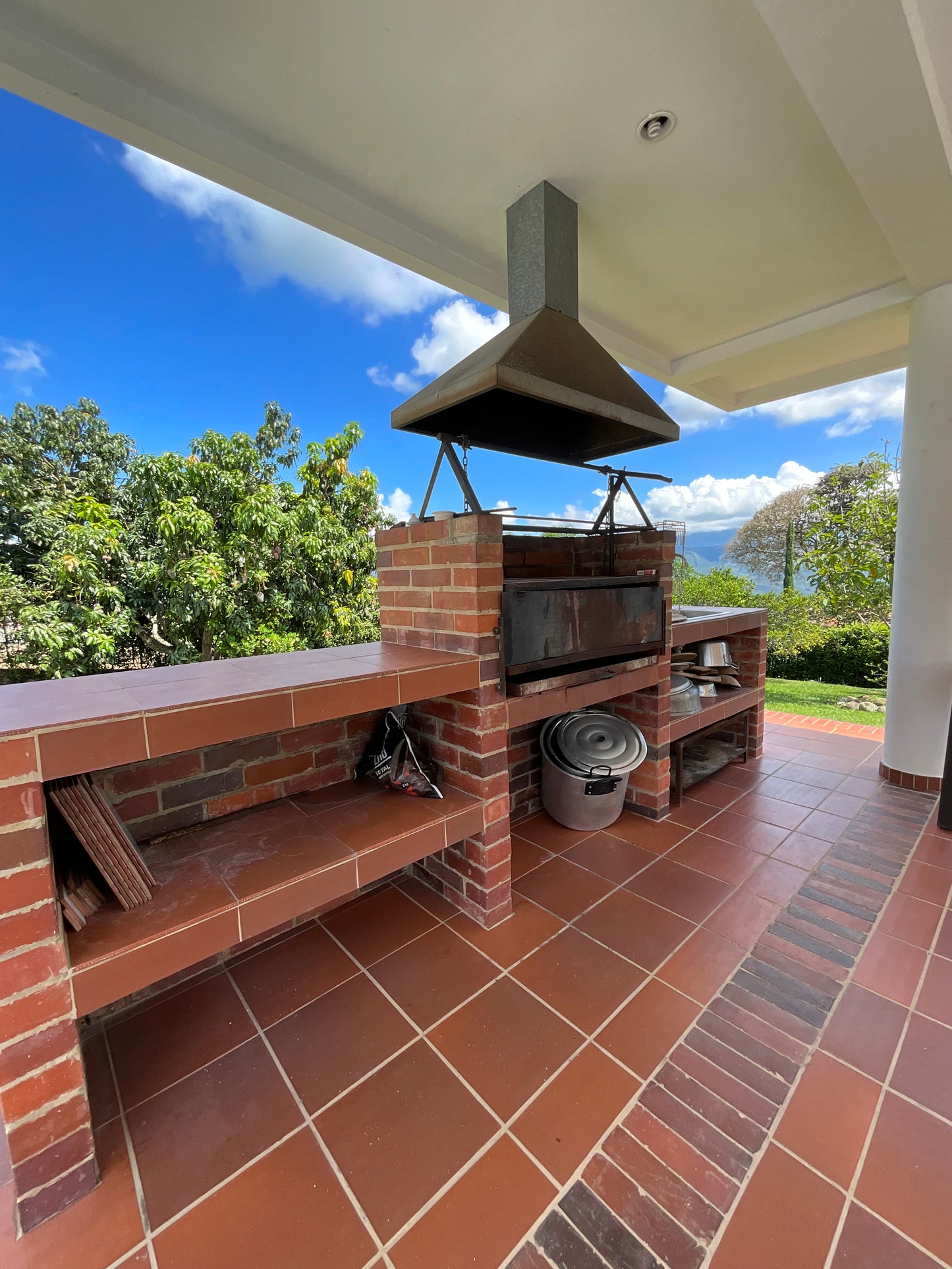HERMOSA CASA CAMPESTRE EN LA MESA