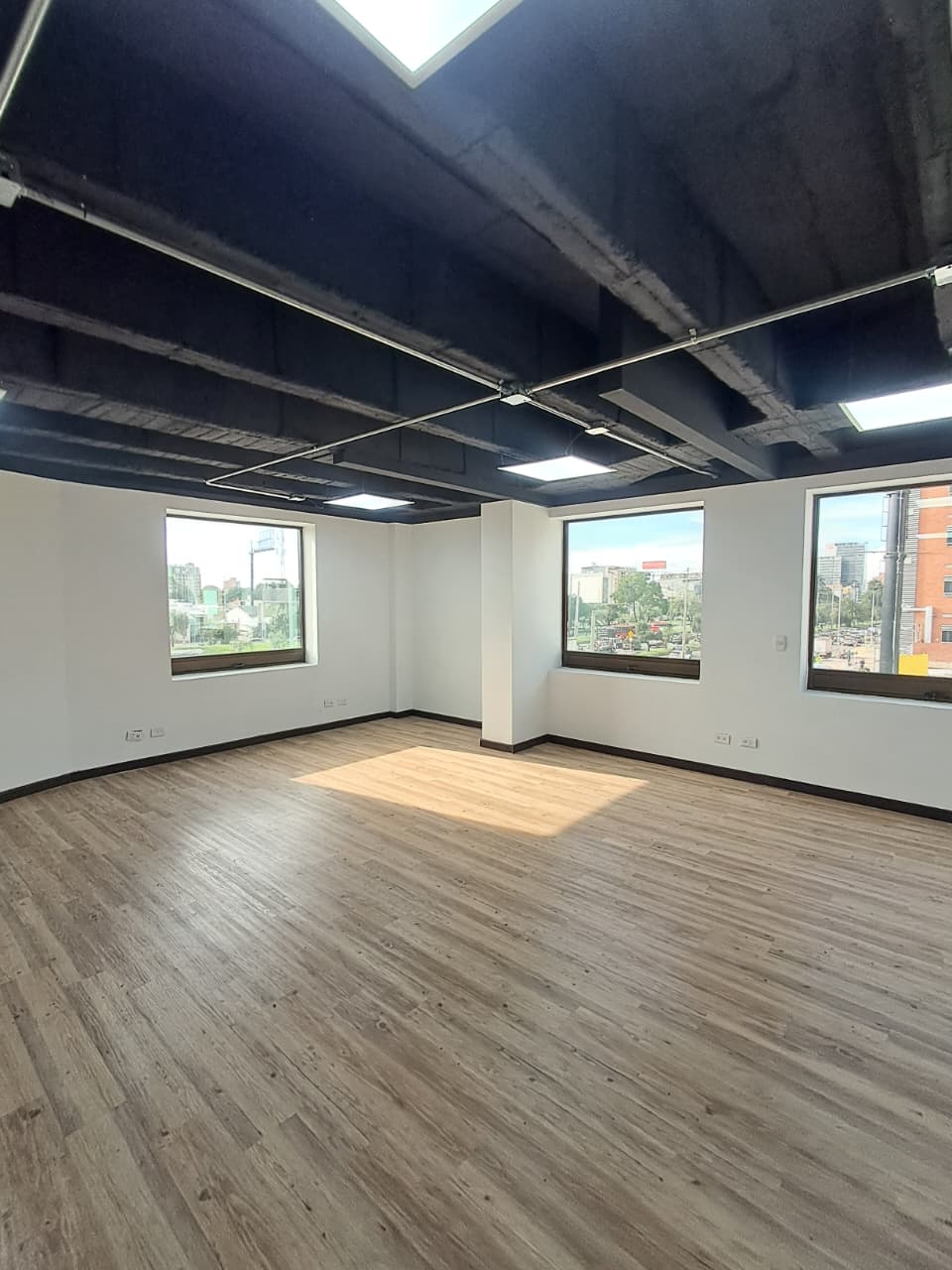 Acogedora Oficina En Arriendo En Usaquén